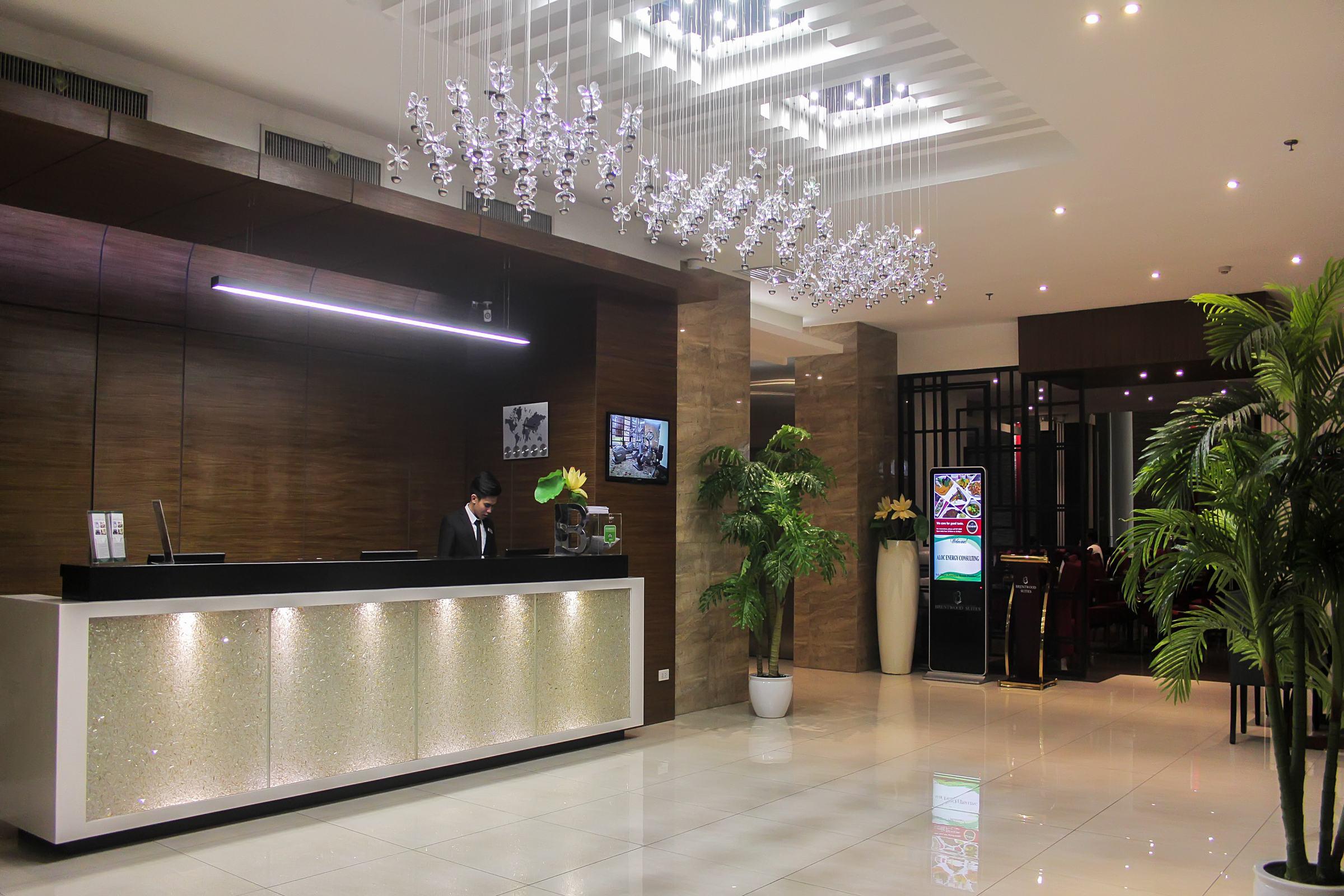 Brentwood Suites Ciudad Quezon Exterior foto